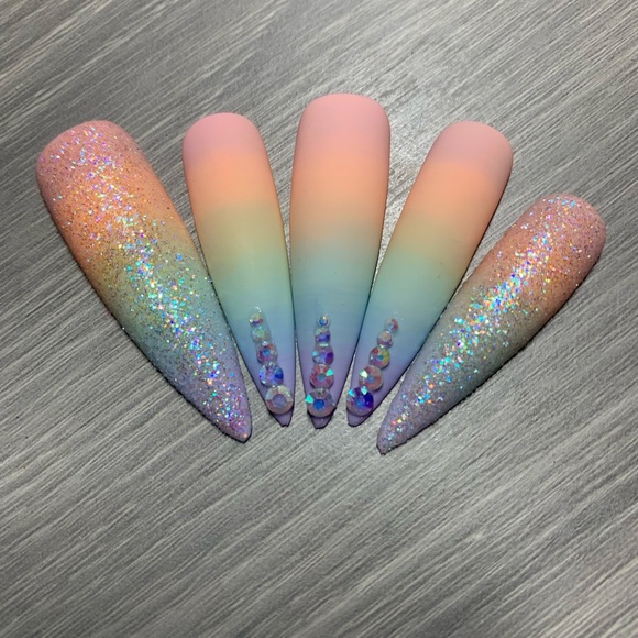 Handmade Luxury Press on Nails - Picture 1 of 6
